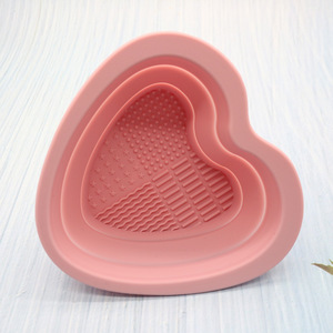 Heart Shape Pink <b>Silicone</b> Makeup Brush Cleaner Bowl Low MOQ Private Label Washing Mat Pad Cosmetic Cleaning Beauty <b>Tool</b> - Product Image 4