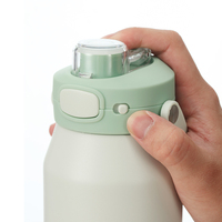 Botella de Agua Aislada al Vacío de Acero Inoxidable de 1 Litro con Asa y Tapa con Cierre, Libre de BPA, a Prueba de Fugas, para Viajes, Senderismo y Gimnasio