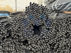 Lance thermique 1800 mm économique pour la découpe à sec des barres de fonte et la démolition des aciers usagés, adoptée par <span class=keywords><strong>MZQ</strong></span> CORPORATION - Product Image 2