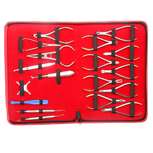 Set di 18 Pezzi di Strumenti Chirurgici Ortodontici Dentali Kit di Pinze per Interventi Chirurgici - Product Image 3