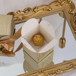 Vente chaude, design populaire, emballage cadeau en carton de luxe exquis, boîte en papier avec ruban personnalisé - Product Image 4