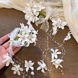 Élégante grappe de fleurs artificielles pour cheveux, accessoires de mariée pour coiffures chignon, pinces à cheveux pour usage quotidien et vacances à la plage - Product Image 6