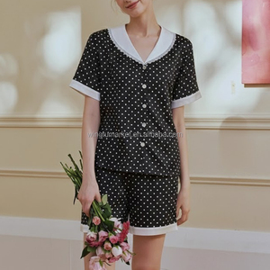 Ensemble de pyjama d'été pour femmes, à pois, manches courtes, col en V, haut boutonné, short, 2 pièces, vêtements de nuit - Product Image 1