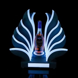 Exhibidor de Botellas de Whisky y Champán con Forma de Alas y Logotipo Personalizado para Bares y Discotecas, Glorificador de Botellas LED, Presentador de Botellas - Product Image 5