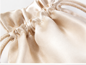 Sac d'emballage personnalisé en satin doux avec cordon de serrage pour montres, boutons de manchette et accessoires - Product Image 2