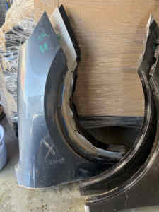 Planche de sable d'origine d'occasion en stock, livraison rapide dans le monde entier, avec une petite réparation restante, garde-boue gauche et droit pour <span class=keywords><strong>Porsche</strong></span> <span class=keywords><strong>Cayenne</strong></span> - Product Image 5