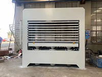 Machine de pressage à chaud CNC automatique de haute précision pour bambou et contreplaqué avec moteur, PLC, pompe, roulement et boîte de vitesses