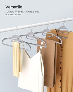 Perchas Flexibles Antideslizantes de ABS+Hierro de Alta Calidad para Trajes, Abrigos y Ropa, Ideales para Tiendas y Armarios - Product Image 4