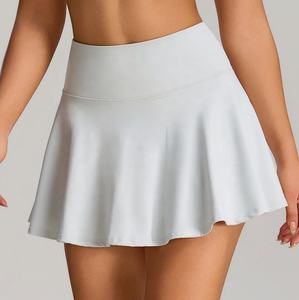 2-in-1 dames sport shorts hoge taille tennisrokjes op maat gemaakte teamnaam golf atletische mini rok met gerimpelde zoom en zijzakken - Product Image 1