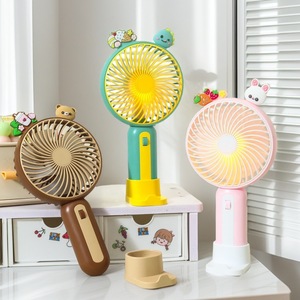 Ventilador portátil de mano con luz LED, batería recargable, motor de 5W DC para uso en interiores y exteriores. - Product Image 1
