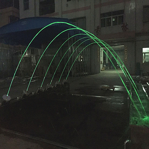 การแสดงน้ำแบบไหลเวียนสแตนเลสสตีล RGB สีสันสดใสจากกวางตุ้ง พร้อมไฟ LED และพลังน้ำกระโดด - Product Image 1