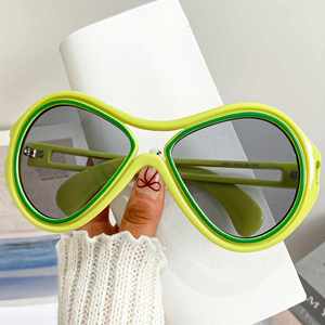 Logo Custom 2026 Unique Hollow Big Frame Sun Glasses UV400 Gradient Shades Double Bridges Pilot <b>Sunglasses</b> for Women - Product Image 3