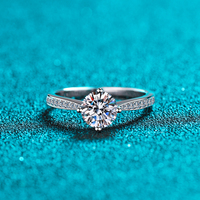 Bague à quatre griffes pour femme, très vendue, plaquée argent sterling S925, avec moissanite