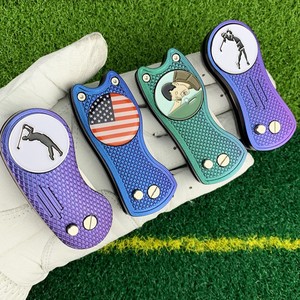Herramientas para Reparar Divots de Golf con Marcadores Magnéticos de Bola, Horquillas Verdes Plegables de Aleación de Zinc, Set de Regalo para Accesorios de Campo de Golf - Product Image 2