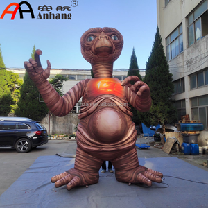 Modelo Inflable Gigante de Extraterrestre <span class=keywords><strong>ET</strong></span> con Corazón Luminoso LED, Personaje de Película para Publicidad, Eventos y Decoración de Parques - Product Image 1