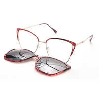 Lunettes de soleil rectangulaires de luxe avec monture en alliage polarisé et verres Tac