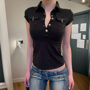 Camiseta Cargo de Verano para Mujer con Bolsillos con Cremallera, Color Sólido, Ajustada, Ropa de Trabajo, Venta al Por Mayor OEM - Product Image 6