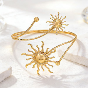 Women's European American Unique Niche Fashion Sunflower <b>Arm</b> <b>Cuff</b> Light Luxury Exaggerated High End Sun Versatile Jewelry - Product Image 5
