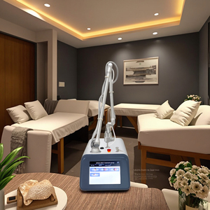 เครื่องเลเซอร์ CO2 แบบเศษส่วนวัสดุ ABS สำหรับการลบรอยแผลเป็นและการตัด พร้อมอุปกรณ์เลเซอร์ CO2 - Product Image 1