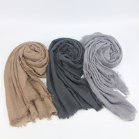 Foulard uni certifié OEKO-TEX pour femme avec bordure effet barbe, léger, froissé, respirant et durable pour un usage quotidien