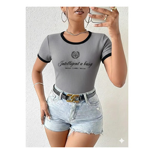 Body de Mujer Gris con Cuello Redondo, Corte Ajustado, Manga Corta, Lycra, Talla Completa, 55 cm de Largo - Product Image 1