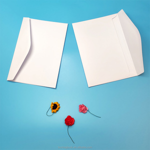 <span class=keywords><strong>Enveloppe</strong></span> en papier artisanal A5 enveloppes en papier artisanal brun brut <span class=keywords><strong>avec</strong></span> bouton <span class=keywords><strong>avec</strong></span> fenêtre doublure de sécurité impression emballage <span class=keywords><strong>enveloppe</strong></span> postale - Product Image 4