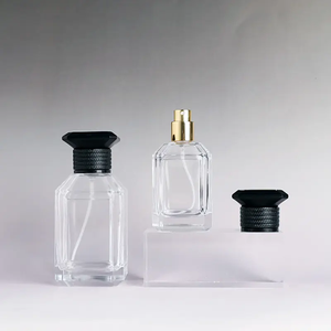Bouteilles en verre de parfum de forme carrée de haute qualité sertissage 30ml 50ml 100ml pulvérisateur à pompe avec sérigraphie à capuchon noir - Product Image 4