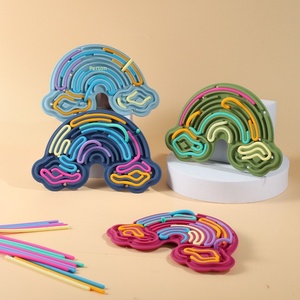 Planches sensorielles à thème sapin de Noël ; Best-sellers transfrontaliers, assortiment de jouets éducatifs sensoriels en silicone inspirés de dessins animés - Product Image 5