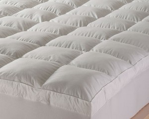 Protection en plumes d'oie rempli de duvet 2.5 à gousset surmatelas avec drap-housse - Product Image 1