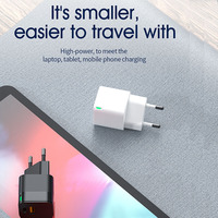 Chargeur mural mini pour téléphone portable avec prise UK USB-C PD 3.0 20W Chargeur rapide Protection SCP Certifié CE pour