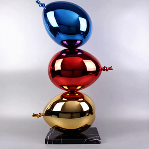 Escultura de Globo de Resina y Mármol con Recubrimiento Colorido Evelyn, en Dorado, Rojo y Azul, para Decoración Art <span class=keywords><strong>Deco</strong></span> del Hogar, Oficina o Galería de Arte - Product Image 1
