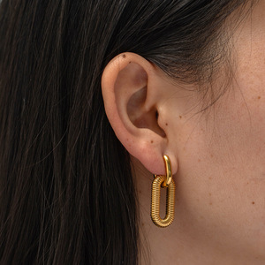 Pendientes Colgantes Geométricos Exagerados de Estilo Retro Vintage, Cadena de Acero Inoxidable 18K, Tono Dorado, Pendientes de Moda - Product Image 3