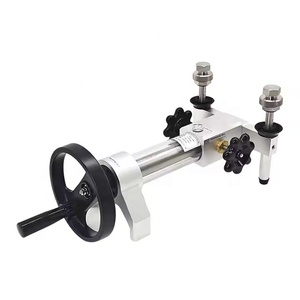 Kit d'étalonnage hydraulique portable, pompe manuelle 220V, source haute pression précise, garantie 1 an pour l'utilisation avec de l'huile de machine - Product Image 2
