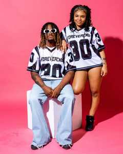 Tonton Sports T-shirt en maille douce personnalisé de qualité supérieure Design graphique élégant T-shirts de <span class=keywords><strong>football</strong></span> pour hommes Maillots de <span class=keywords><strong>football</strong></span> américain pour hommes - Product Image 2