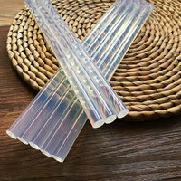 Ventes directes d'usine bas prix Transparent clair bâton de colle thermofusible Eva résine de Silicone Construction propre emballage résine acrylique