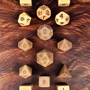Personnalisé <span class=keywords><strong>Bois</strong></span> Voyage Meeple Famille Jouets Histoire <span class=keywords><strong>Pions</strong></span> de dés à faces polyédriques Accessoires Composants en <span class=keywords><strong>bois</strong></span> Jeu de dés en <span class=keywords><strong>bois</strong></span> - Product Image 2