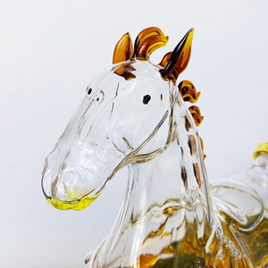 Bouteille à liqueur en verre artisanale en forme de cheval, 1,0 L, design <span class=keywords><strong>zen</strong></span> asiatique, recyclable pour décanteurs à vin - Product Image 4
