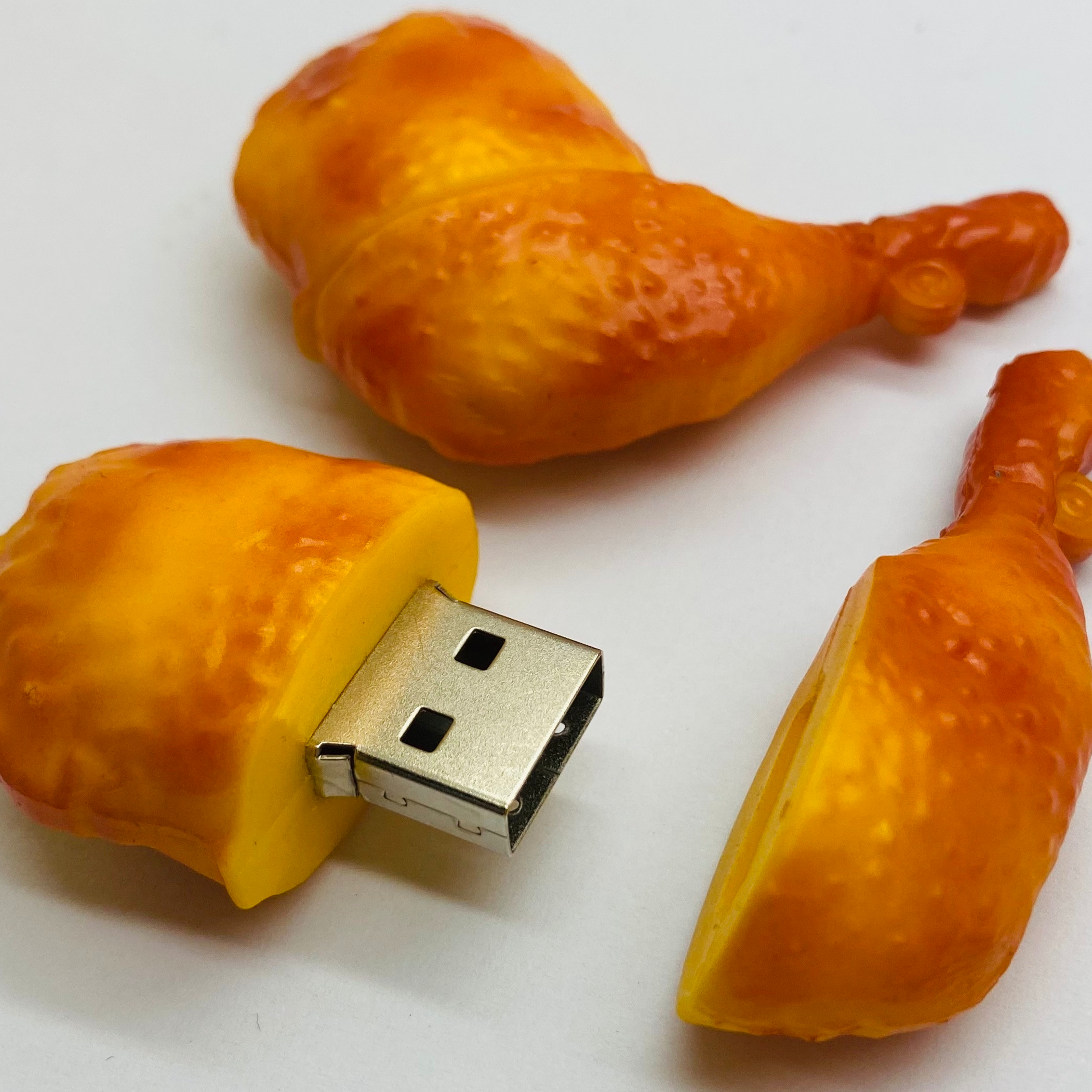 Produsen OEM Resin Desain Kreatif Dibuat Sesuai Pesanan Hadiah Perusahaan Paha Ayam Gaya Makanan USB Pendrive USB Flash Drive