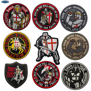 Distintivo Ricamato con Emblema dell'Ordine dei Crociati <span class=keywords><strong>Deus</strong></span> Vult, Patch con Chiusura a Strappo, Elegante Distintivo da Braccio - Product Image 1