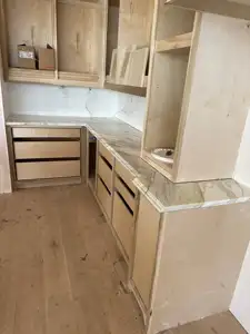 Comptoir de cuisine en marbre naturel moderne en pierre YD dalles de marbre doré Calacatta poli
