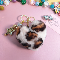 Nouveau porte-clés créatif en forme de cœur avec pompon, perles colorées, boule de fourrure moelleuse, accessoires imprimés léopard en vrac
