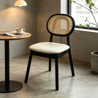 Chaise de salle à manger en bois massif noir avec dossier en rotin et assise rembourrée en cuir, ergonomique, légère, durable, stable, style Mid-Century Japandi