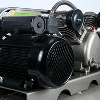 Compresseur d'air industriel à piston Dongguan 8Mpa à double cylindre, refroidi par air, 220V
