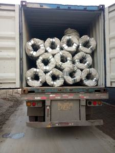 Alambre de púas de acero al carbono galvanizado en caliente BTO-22 CBT65 para protección - Product Image 3