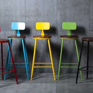 Tabouret de bar en bois moderne et confortable Ustovian pour café, salle à manger, comptoir de cuisine - Product Image 2