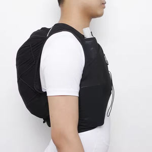 Gilet da Corsa Leggero all'Ingrosso per Jogging, Trail, Maratona ed Escursionismo, Zaino d'Idratazione Personalizzabile e Resistente per Uomo e Donna - Product Image 6