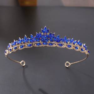 MIYOMIDO Tiaras <span class=keywords><strong>de</strong></span> <span class=keywords><strong>Novia</strong></span>, Corona <span class=keywords><strong>de</strong></span> Cristal y Pedrería, Accesorio para <span class=keywords><strong>Novia</strong></span> y Damas <span class=keywords><strong>de</strong></span> Honor, para Bodas y Fiestas (15 cm <span class=keywords><strong>de</strong></span> Diámetro) - Product Image 5