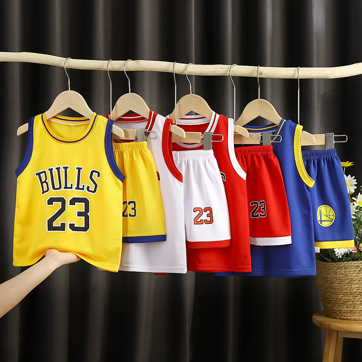 New cheap Toddler Plain kids basketball jersey set Boys Girls basketball clothes Baby clothes Boys top + pants 2-8Y