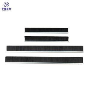 <span class=keywords><strong>Brosse</strong></span> à ruban en nylon auto-adhésive industrielle en gros avec poignée en aluminium pour l'étanchéité des <span class=keywords><strong>bas</strong></span> <span class=keywords><strong>de</strong></span> portes <span class=keywords><strong>de</strong></span> bureau et la protection contre les courants d'air des fenêtres - Product Image 4