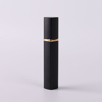 Botol Semprot 12Ml Warna-warni Aluminium Persegi Ramping Modis, Atomizer Isi Ulang Parfum Saku Mini Bepergian untuk Wanita